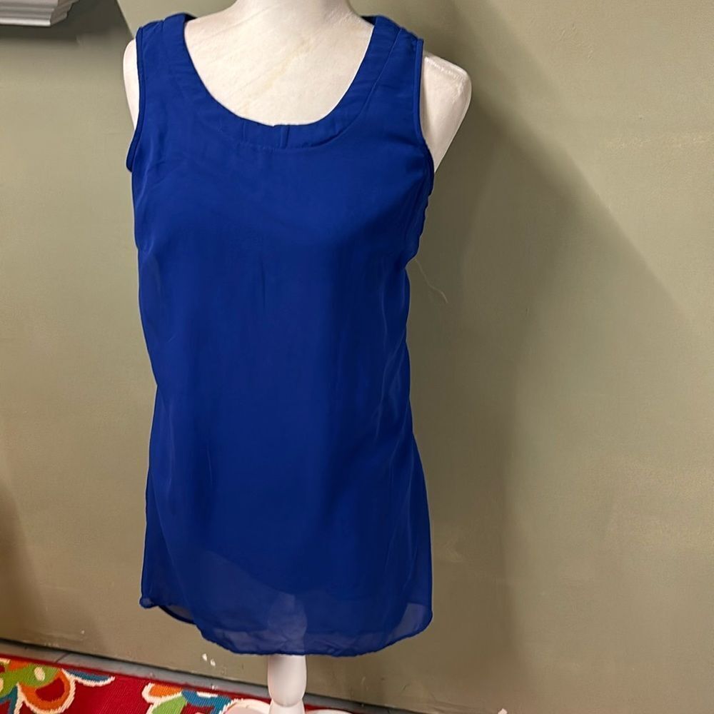5$ top or dress!!!! 💙💙💙 bundle it with 2 other things and it’s free